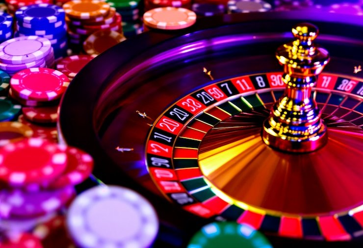 Antarmuka permainan Gaple Online di platform dewa777 menampilkan kartu domino dan meja permainan